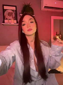 DaniDusan  online show from February 17, 8:37 pm