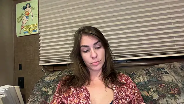 Snapshot of Milfywaysx chatting on October 7, 12:30 am Milfywaysx online show from October 7, 12:30 am