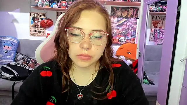 soficammy online show from May 5, 7:44 pm