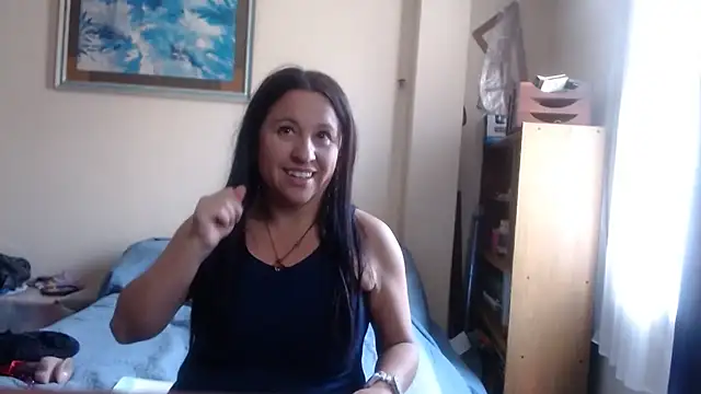 Snapshot of valeriapinter chatting on March 29, 8:31 pm valeriapinter online show from March 29, 8:31 pm