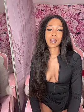 mismialove online show from March 12, 12:28 am