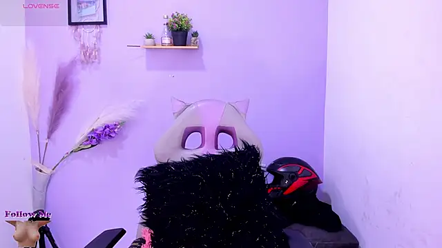 body brown online show from March 22, 2:09 pm