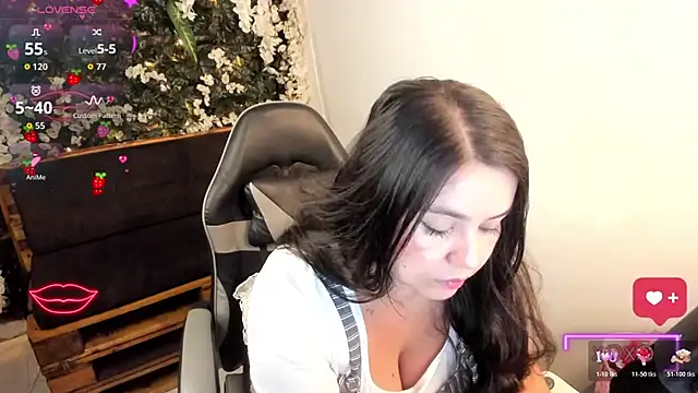 Snapshot of ainohacarter_89 chatting on April 22, 12:57 am ainohacarter 89 online show from April 22, 12:57 am
