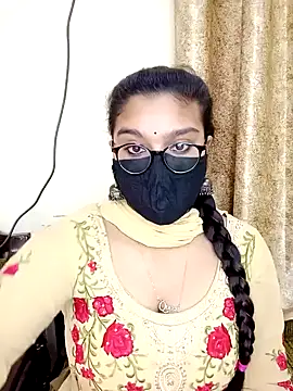 Jasmine jaaan online show from January 23, 4:30 am